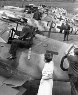 Asisbiz Messerschmitt Bf 109G6Trop Stammkennzeichen Stkz TO+QV WNr 18408 01