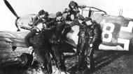 Asisbiz Messerschmitt Bf 109K4 11.JG3 White 8 Mary Lt Walther Pasewalk Mar 1945 01