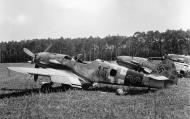 Asisbiz Messerschmitt Bf 109K4 14.JG53 Black 15 tilde WNr 332579 Schleissheim Holzkirchen Munich 1945 02