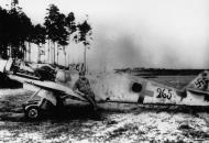 Asisbiz Messerschmitt Bf 109K4 1.JG77 White 1 WNr 334265 captured Amberg Schafhof Apr 1945 03