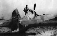 Asisbiz Messerschmitt Bf 109K4 1.JG77 White 1 WNr 334265 captured Amberg Schafhof Apr 1945 04