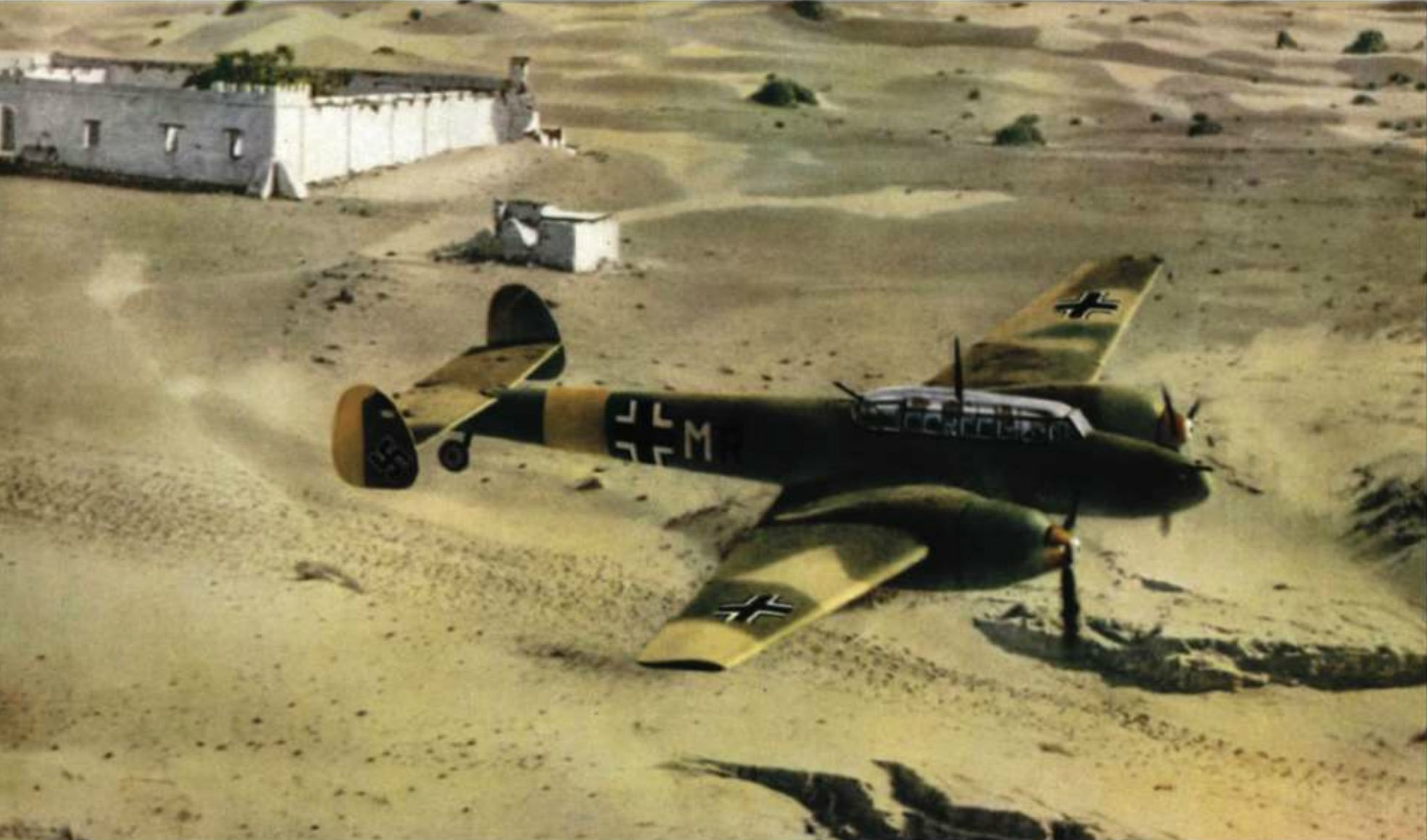 Messerschmitt BF 110D Zerstorer 7 staffel unknown unit xx+MR over Libya L Aviation 2010 09 P67