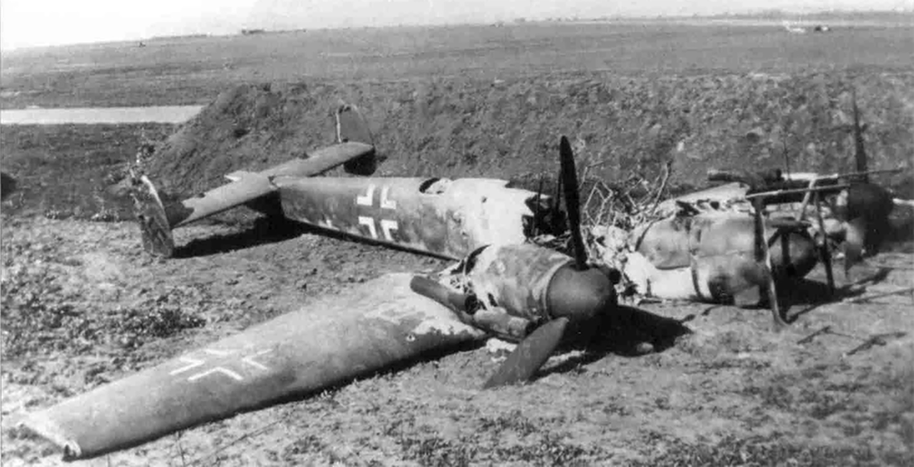 Messerschmitt Bf 110G4 Zerstorer burnt out Germany 1945 01