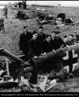 Asisbiz Messerschmitt Bf 110D Zerstorer Stkz VJ+OQ Rudolf Hess WNr 3869 Bonnyton Moor Scotland May 1941 02