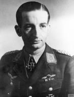 Asisbiz Aircrew Luftwaffe pilot NJG1 Wolfgang Falck Major IWM HU108206