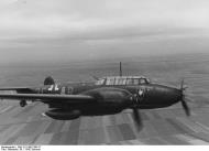 Asisbiz Messerschmitt Bf 110E2 Zerstorer 7.NJG4 3C+AR Hans Karl Kamp 1942 02