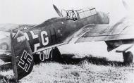 Asisbiz Messerschmitt Bf 110C Zerstorer 4.ZG2 A2+GH Guyancourt France July 1940 01