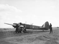 Asisbiz Bristol Blenheim IF RAF 84Sqn VAG L1381 warming up at Menidi Tatoi Greece 1941 IWM CM264