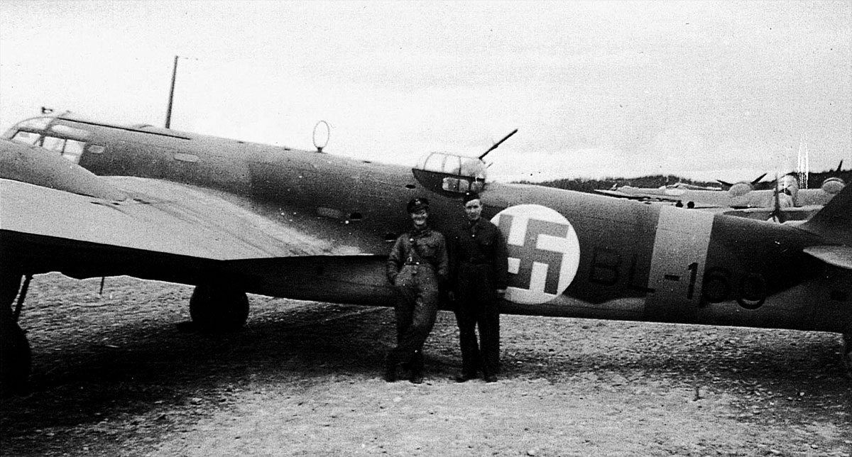Bristol Blenheim I FAF LeLv42 BL169 with navigator Erik Anttinen and pilot Pentti Aro at Onttola 22nd June 1944 01