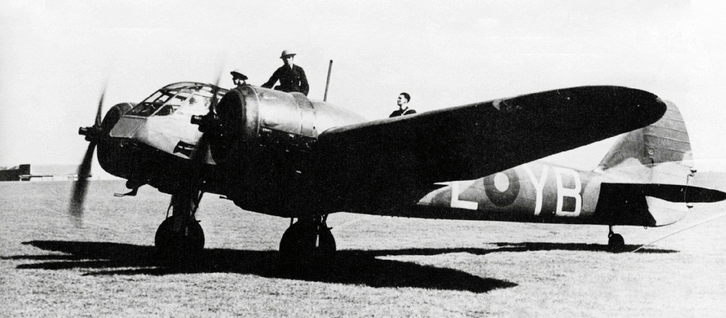 Blenheim IF RAF 29Sqn YBL L8372 England 1939 02