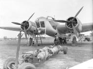 Asisbiz Bristol Blenheim IV RAF 40Sqn being armed at Wyton Cambridgeshire IWM CH761