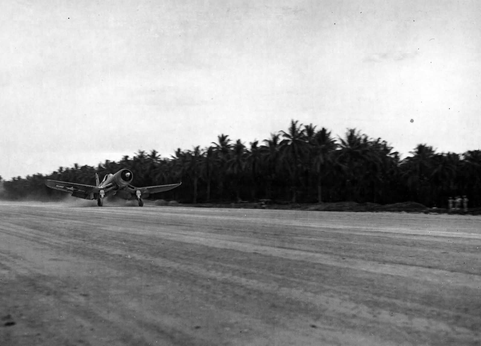 Vought F4U-1A Corsair White 077 landing on Green Island now Nissan Island N Solomons 1943 01