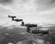 Asisbiz Vought F4U 1 Corsairs VF 12 practising aerial maneuvers USA 23rd Mar 1943 03