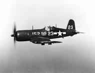 Asisbiz Vought F4U 4 Corsair VBF 152 White 152BF23 over Long Island Sound NAF Groton CT 1946 01