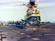 Asisbiz Vought F4U 4 Corsair VF-74 White L403 landing mishap USS Bennington (CVA 20) 1953 01