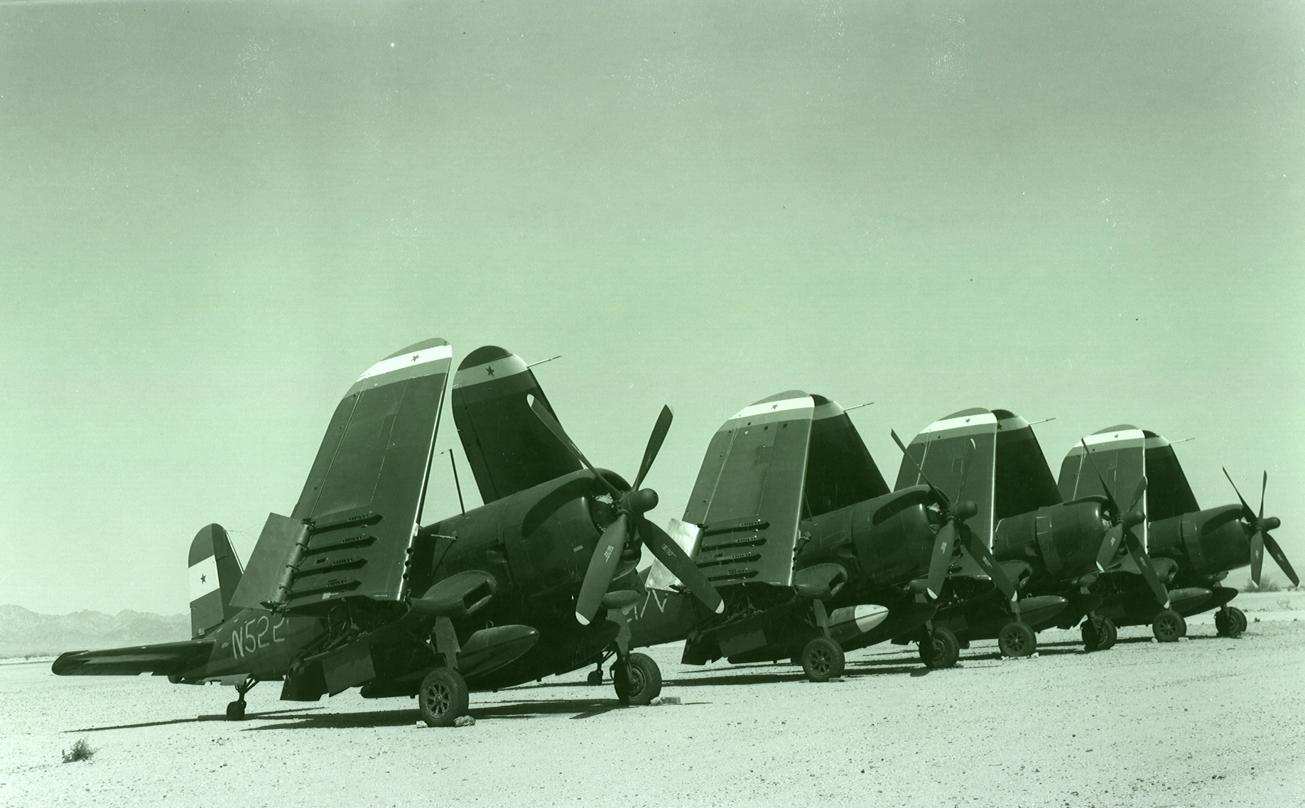 Vought F4U 4 Corsair Fuerza Aerea Hondurena FAH xxx 02