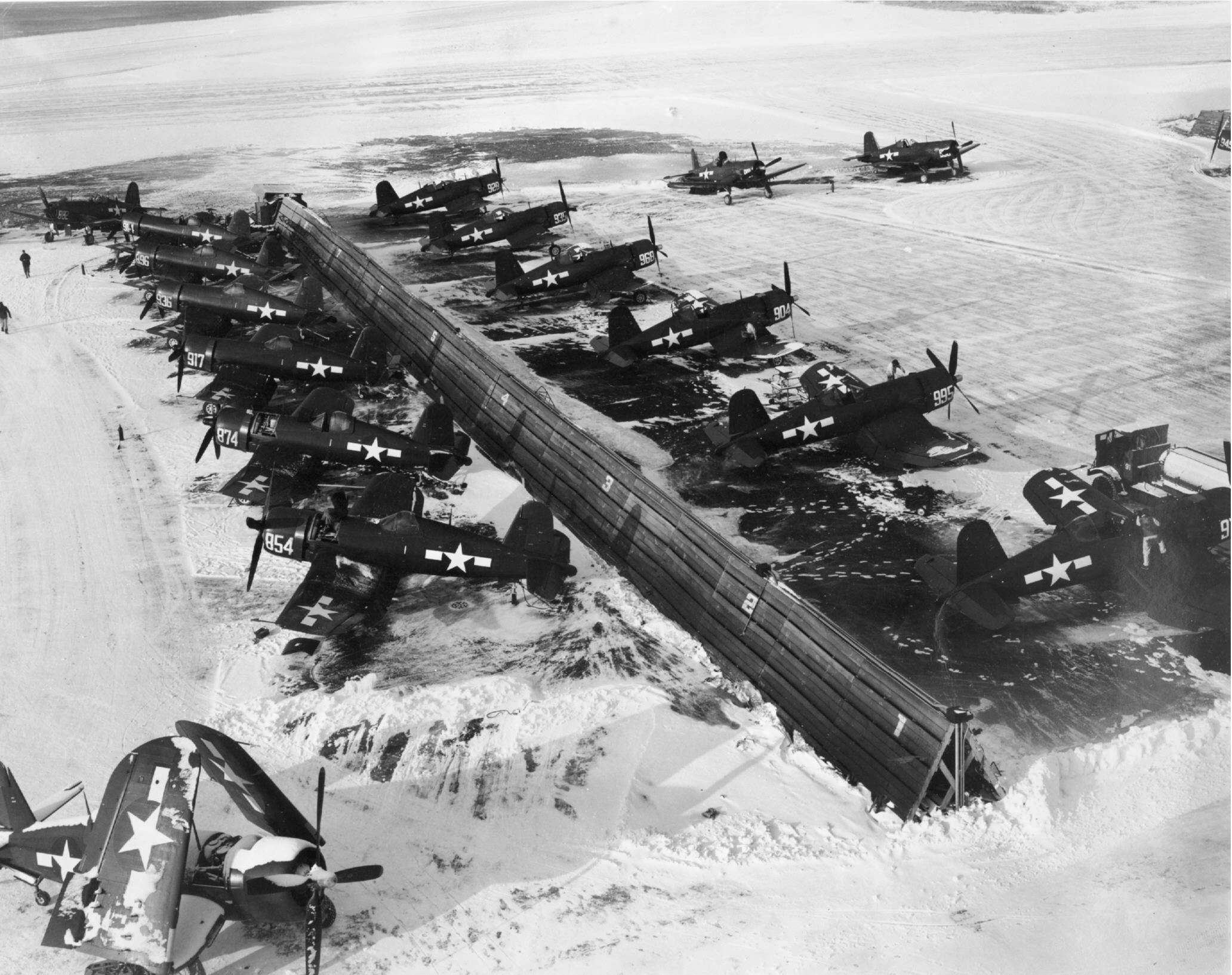 Vought F4U Corsairs factory fresh awaiting unit dispersal 02