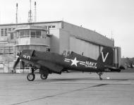 Asisbiz Vought F4U 5 Corsair USNR White V30 BuNo 121836 NAS Glenview IL 1951 01