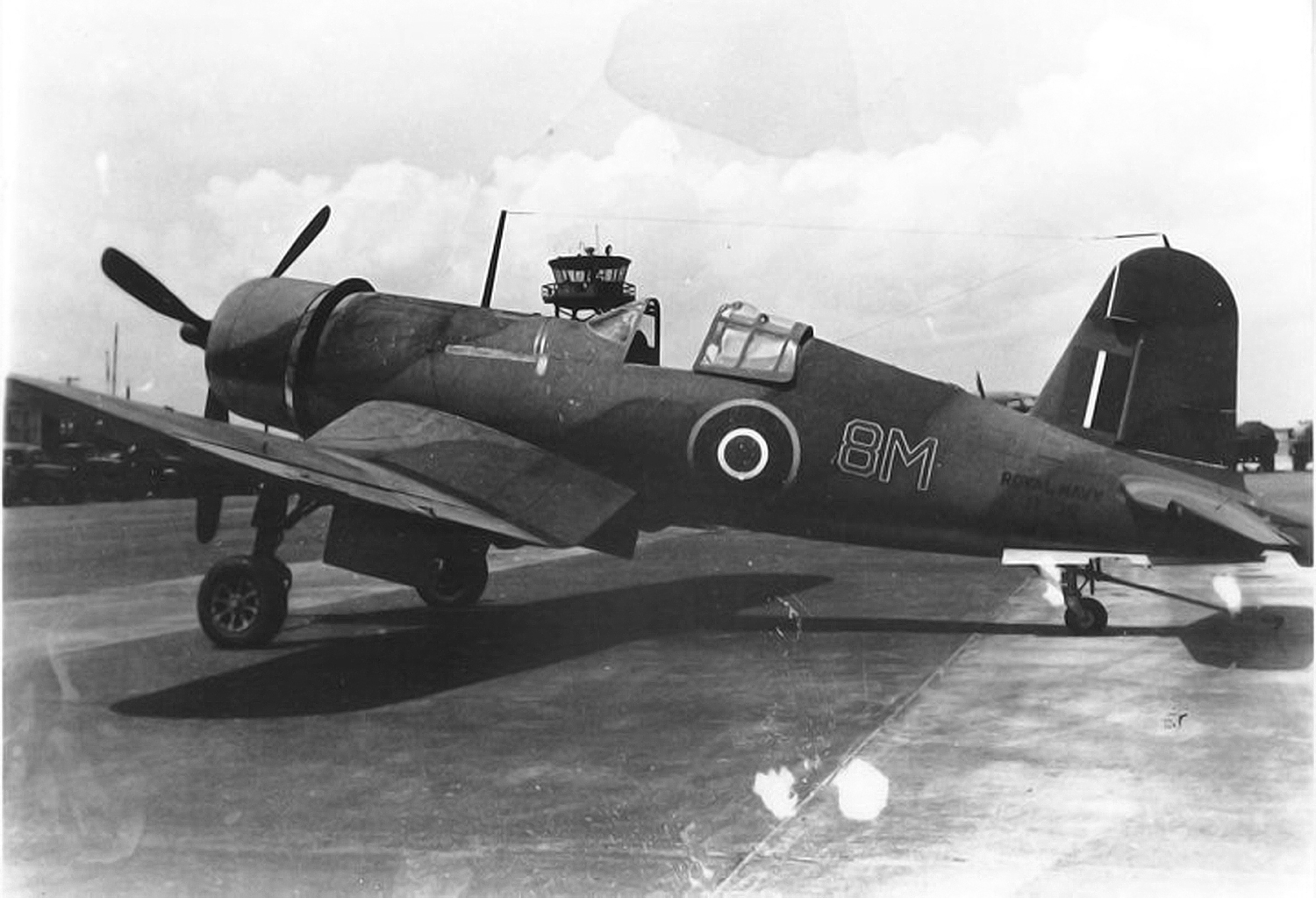 Fleet Air Arm Corsair MkI Red 8M 01