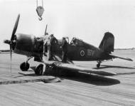 Asisbiz Fleet Air Arm FAA 1835NAS Corsair I Red 5V landing mishap on a carrier 01
