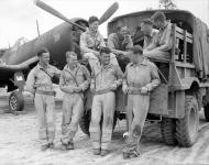 Asisbiz RNZAF 31 Servicing Unit Corsair pilots at Piva Bougainville 01