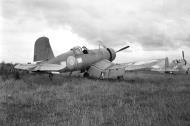 Asisbiz Vought F4U 1D Corsair RNZAF as NZ5469 derelict at Rukuhia post war 01