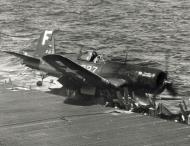 Asisbiz Vought F4U 1D Corsairs VBF 83 White F227 crashing into catwalk Killers Hash Wagon CV 9 USS Essex 1945 01