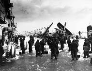 Asisbiz Vought F4U 5N Corsair VC 3 White NPxx CV 9 USS Essex off Korea 18th Jan 1952 01