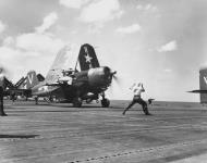 Asisbiz Vought F4U 4B Corsair VF 113 White V305 from CV 47 USS Philippine Sea off Korea 19th Oct 1950 01