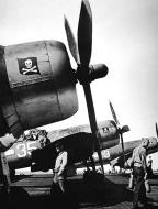 Asisbiz Vought F4U 1A Corsair VF 17 White 35 aboard CV 17 USS Bunker Hill Sep 1943 01