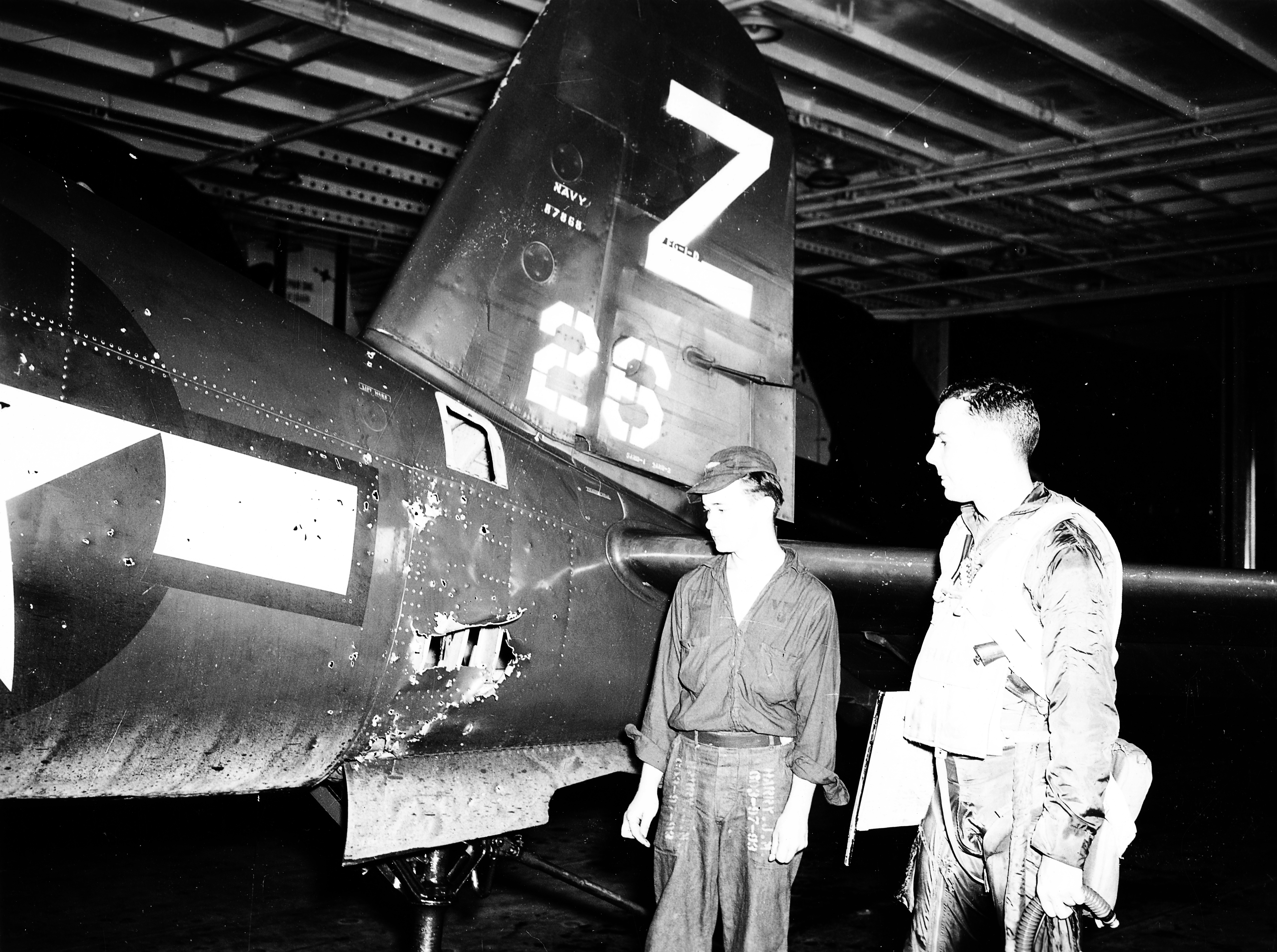 Vought F4U 4 Corsair VBF 85 White 26 Bul No 87868 with flak damage 01