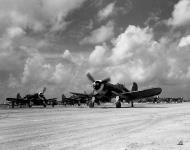 Asisbiz Vought F4U 1A Corsair VMF 114 White 018 taxiing at Peleliu 17th Oct 1944 01