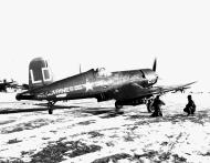 Asisbiz Vought F4U-5 Corsair VMF-212 White LD20 BuNo 121795 Korea 01