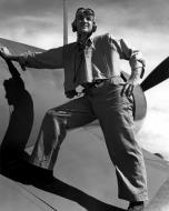 Asisbiz Aircrew USMC VMF 213 Maj Gregory J Weissenberger Henderson Field Guadalcanal June 1943 01