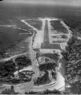 Asisbiz Airbase Espiritu Santo Bomber Strip July 1943 01