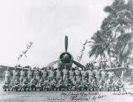 Asisbiz Aircrew USMC VMF 214 Turtle Bay Espiritu Santo New Hebrides Sep 1943 with autographs 80 G 54288