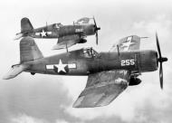 Asisbiz Vought F4U 1A Corsair VMF 224 White 255 and 260 carring 1000 pound bombs 1944 01