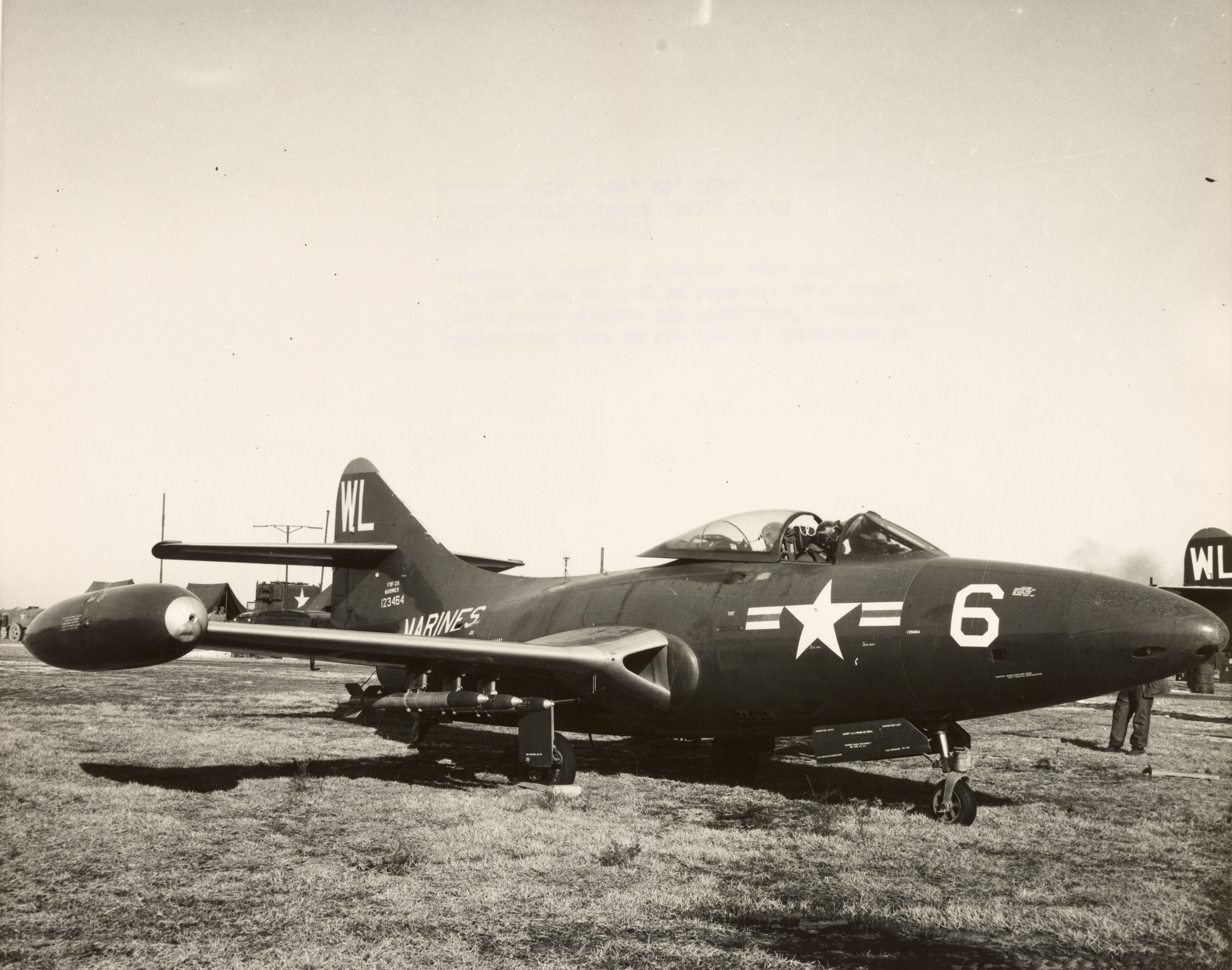 McDonnell Douglas F9F 2B Panther USMC VMF 311 WL6 BuNo 123464 Korea circa 1950 01