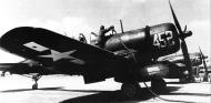 Asisbiz Vought F4U 1C Corsair VMF 311 White 452 being refueled 01
