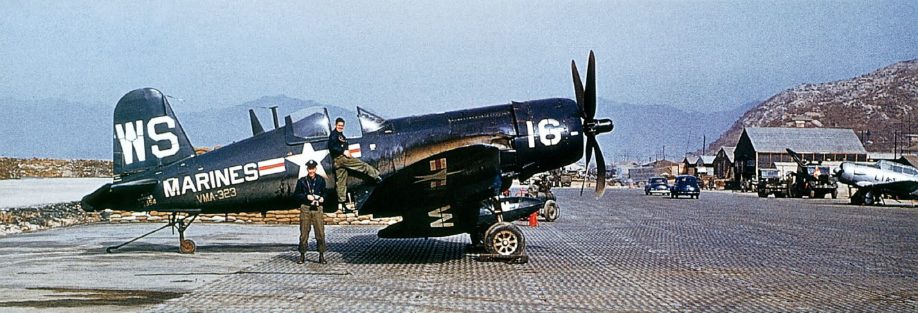 Vought F4U 5 Corsair VMA 323 White WS16 BuNo 129401 Korea 1952 01