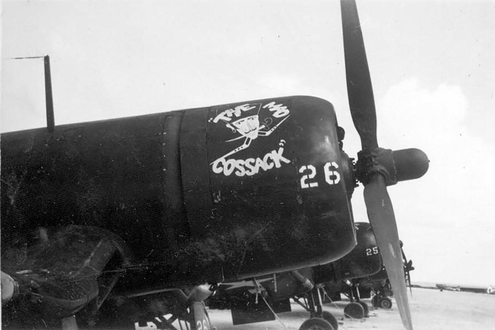 Vought F4U 1D Corsair VMF 512 White 26 Mad Cossack 02