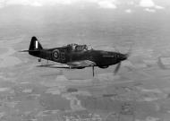 Asisbiz Boulton Paul Defiant MKI RAF 256Sqn JT S N1744 England 1941 02
