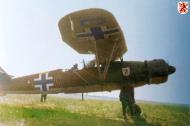 Asisbiz Henschel Hs 126 4.(H)21 P2+CM about to commence their next sortie Russia 1941 01