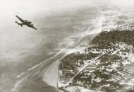 Asisbiz Dornier Do 17P photographed over England during a hit and run 12th Sep 1940 NIOD