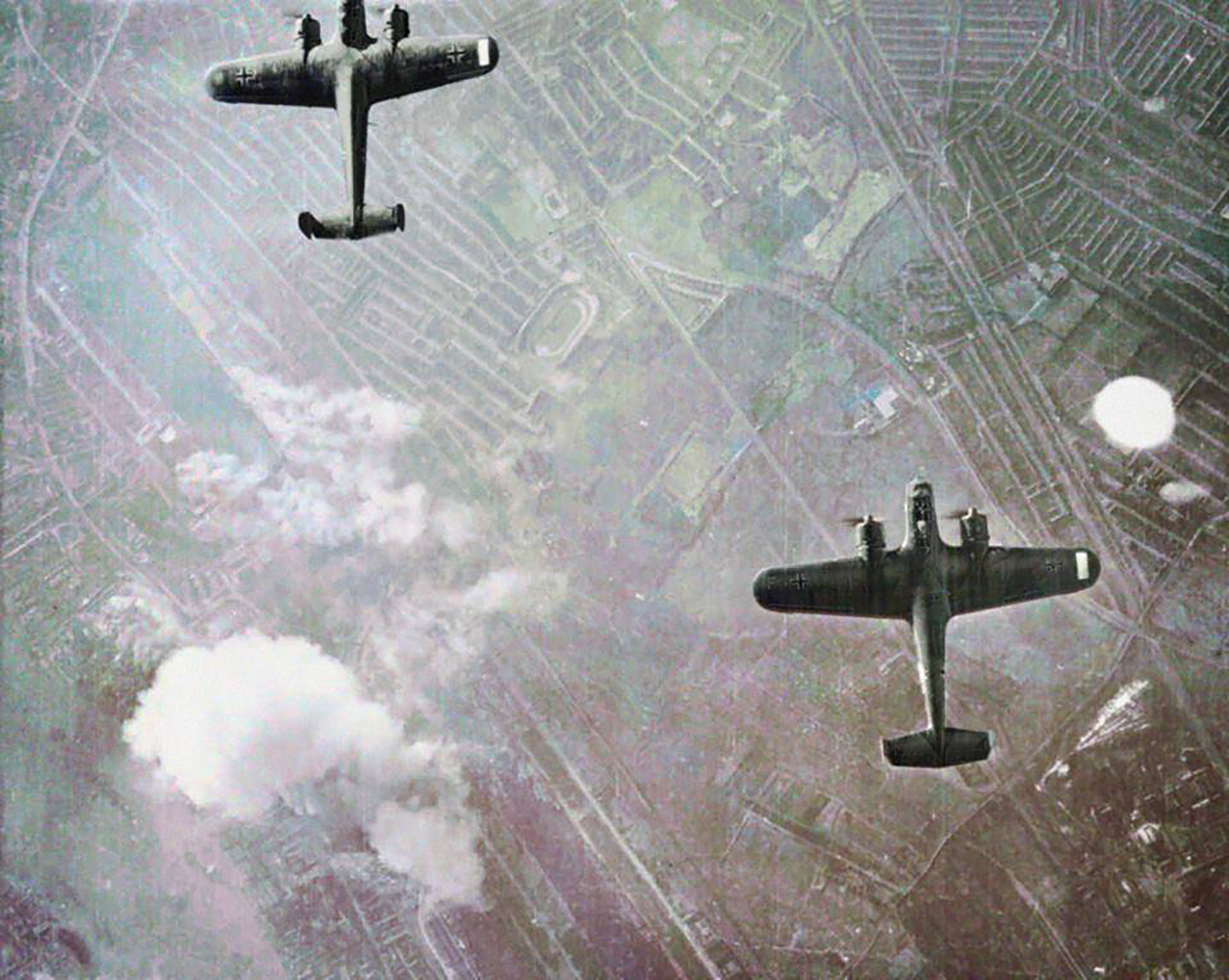 Dornier Do 17Z1 1.KG76 F1+FH Robert Zehbe WNr 2361 over West Ham London 7th Sep 1940 IWM C5423c