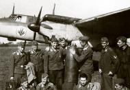 Asisbiz Dornier Do 17E KG77 group photograph 01