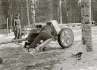 Asisbiz Finnish army received new German PAK 75mm anti tank cannon 14th Feb 1944 150000