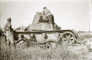 Asisbiz Soviet T26 flamethrower tank knocked out around Enso Raihlaa village 24th Jul 1941 30210