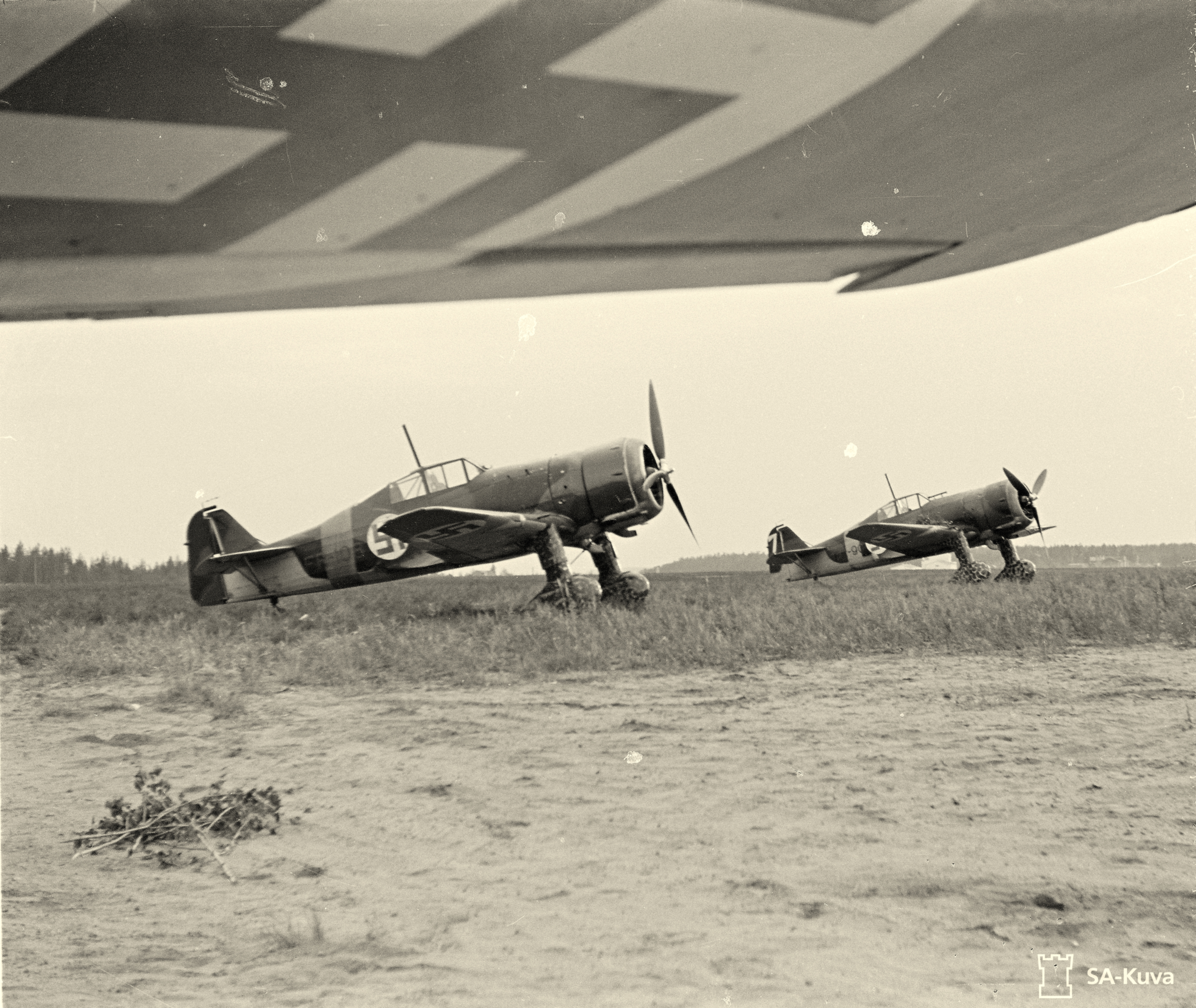 Fokker-D-XXI-FAF-FR108-near-Viljakkala-3rd-Jul-1941-22126.jpg