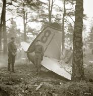 Asisbiz Soviet Tupolev SB 2M 1MTAB Baltic Fleet Red 8 shot down raid on Helsinki 30th Nov 1939 1534